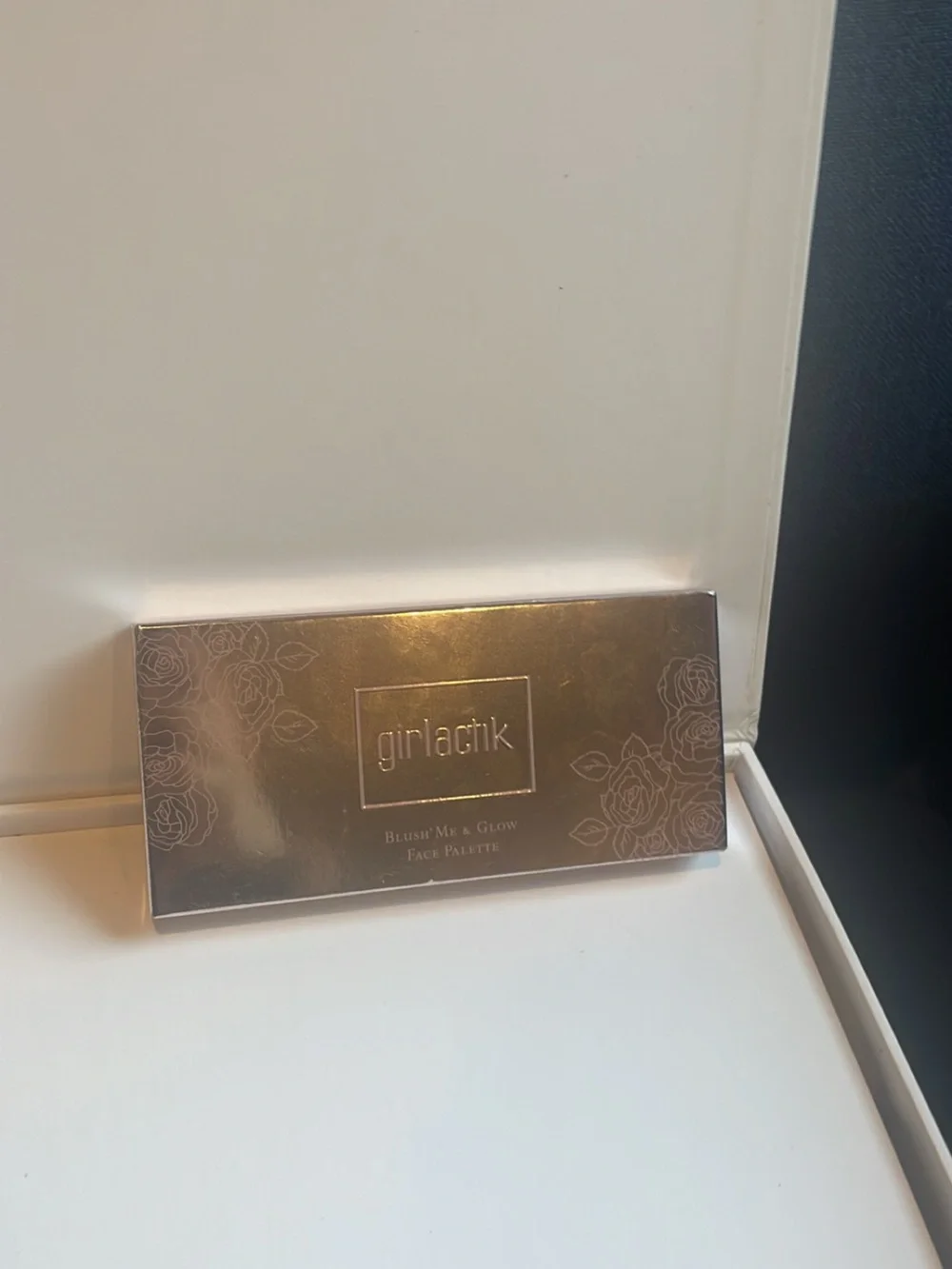 GIRLACTIK blush me and glow face palette
